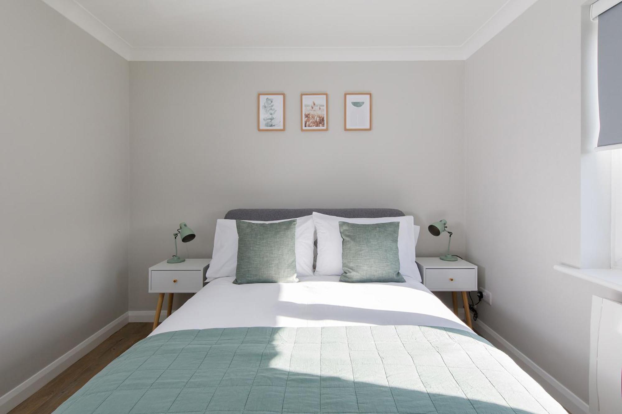 Ferienwohnung Little Blue By The Butler Collection Chichester Exterior foto